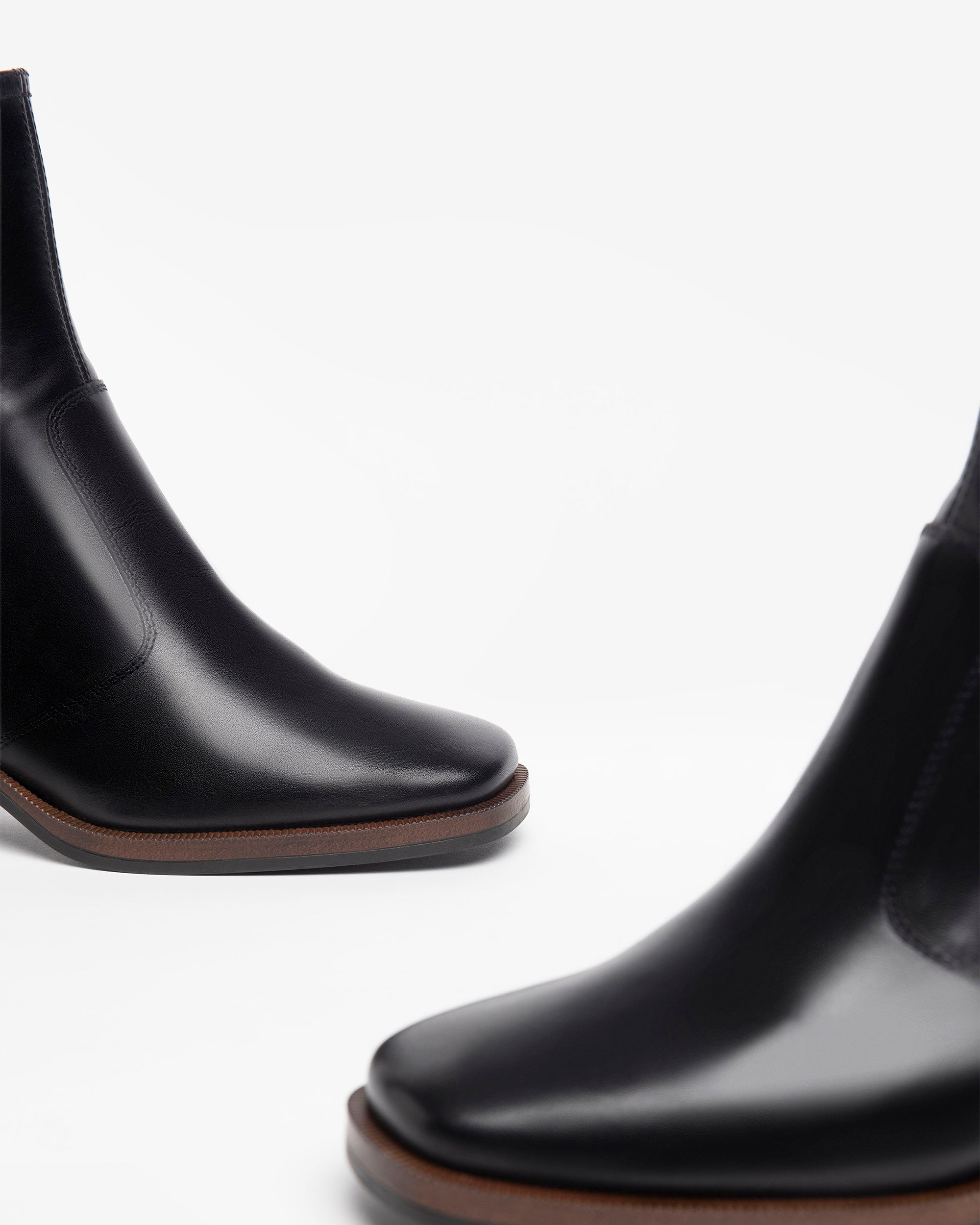  Damen-Ankle-Boots aus Leder
