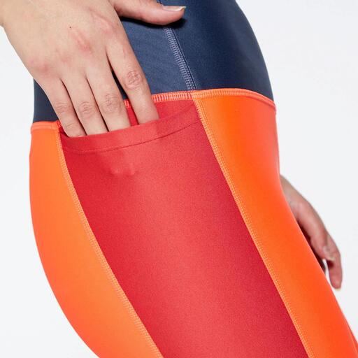  Under Armour Blockerad