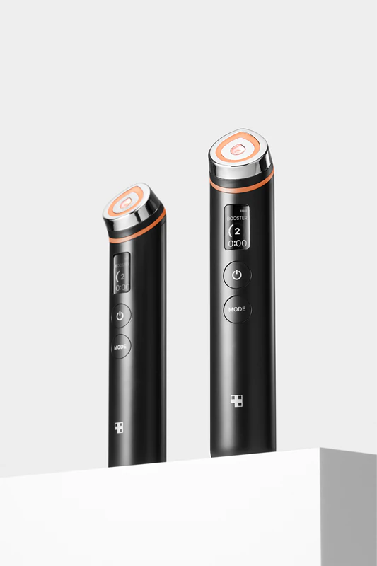 Multifunkční přístroj Medicube Age-R Booster Pro pro regeneraci a výživu pokožky