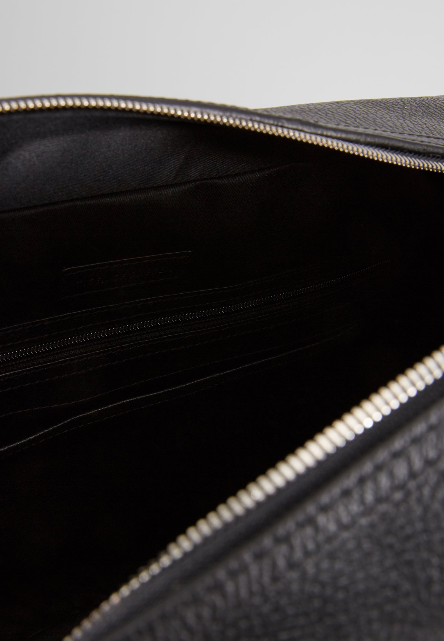 Tiger of Sweden Travel