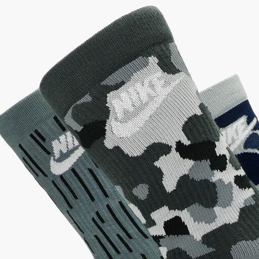  Nike Everyday