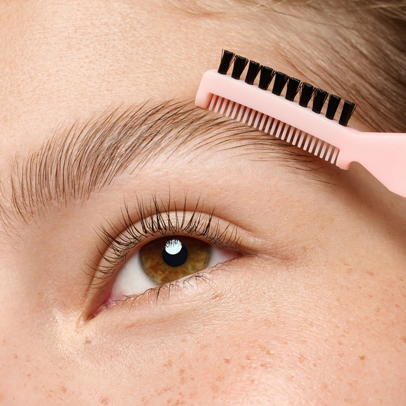 essence Brow Lift & Freeze prozorni gel za obrvi