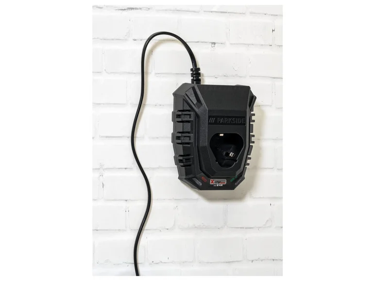 Carregador de bateria PARKSIDE® PLGK 12 A3, 2,4 A, 12 V