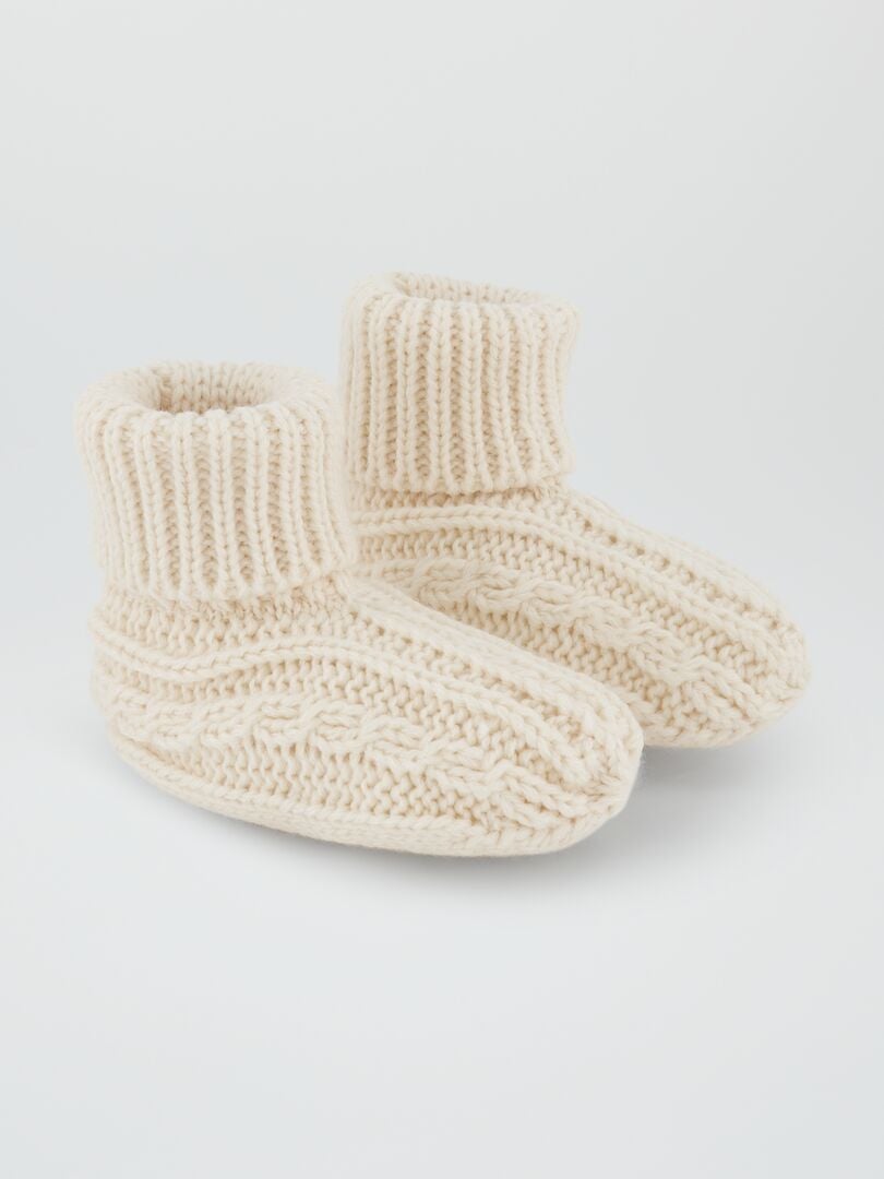 Pantuflas de punto de ganchillo - Beige