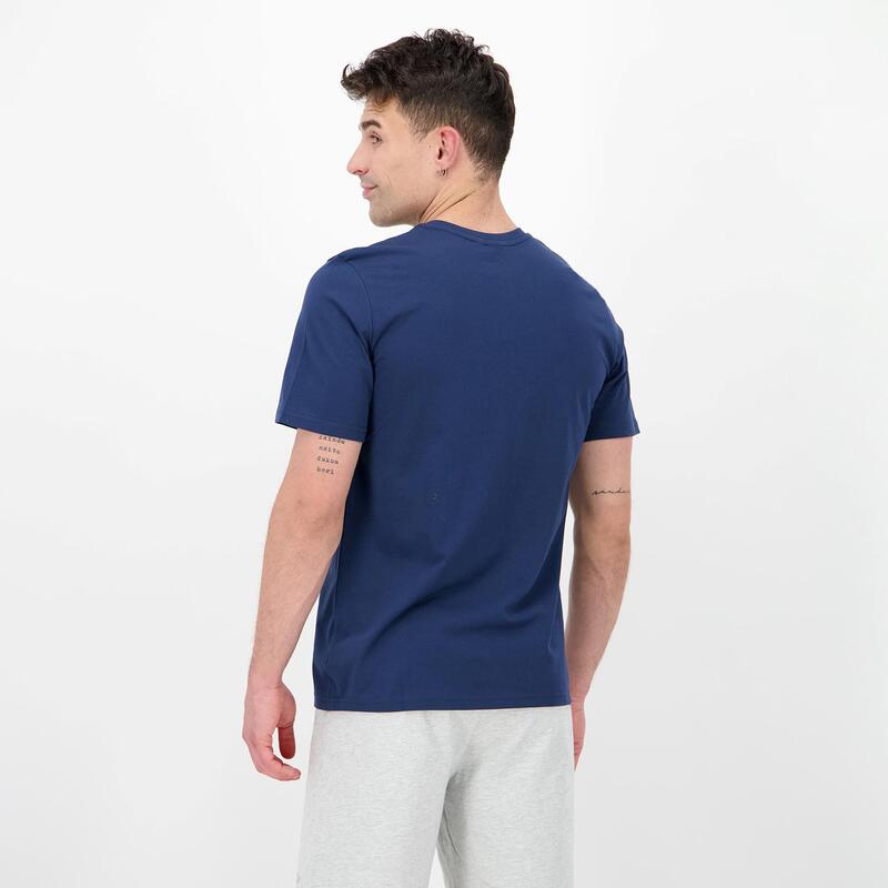  Camiseta do Mickey Mouse