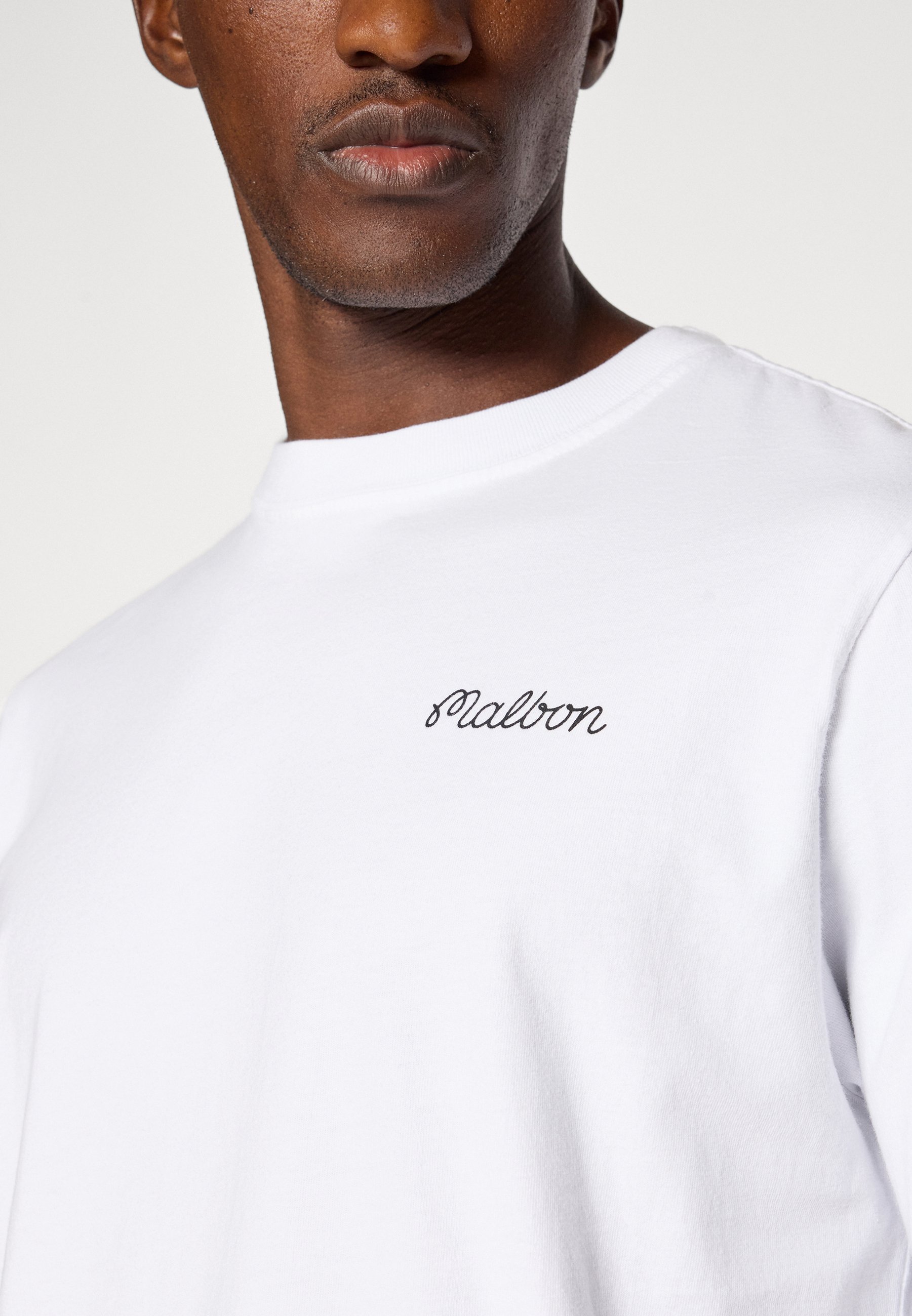 Maglietta Malbon BERMUDA BALDWIN TEE - T-shirt stampata - bianca