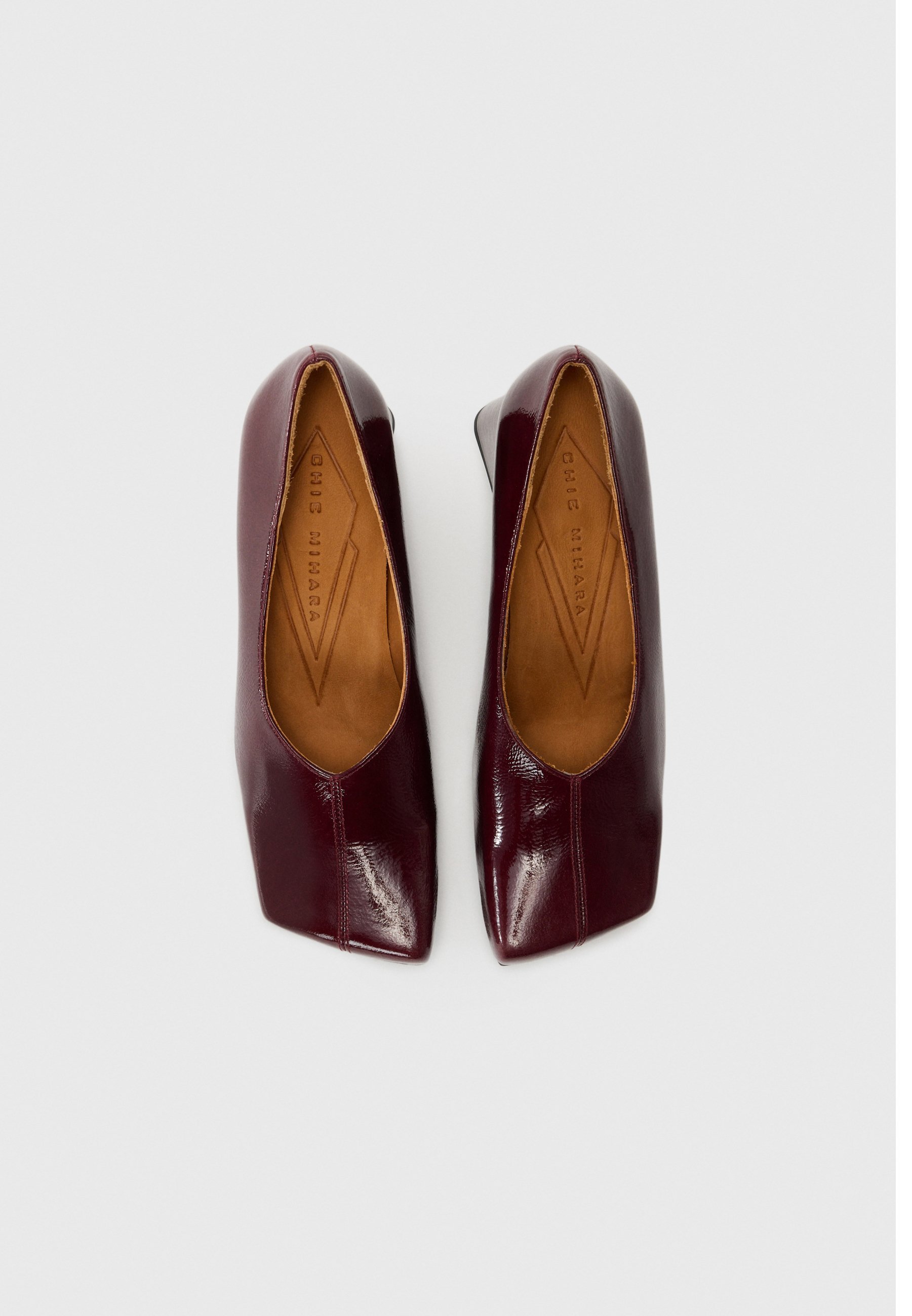 Chie Mihara QUTIE - Quartiers - raisin