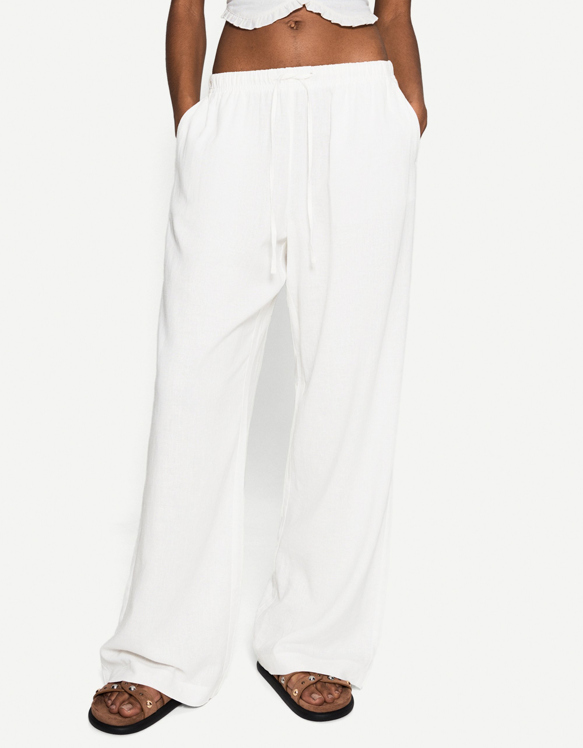 Pantaloni Bershka CON ELASTICO IN VITA - bianchi