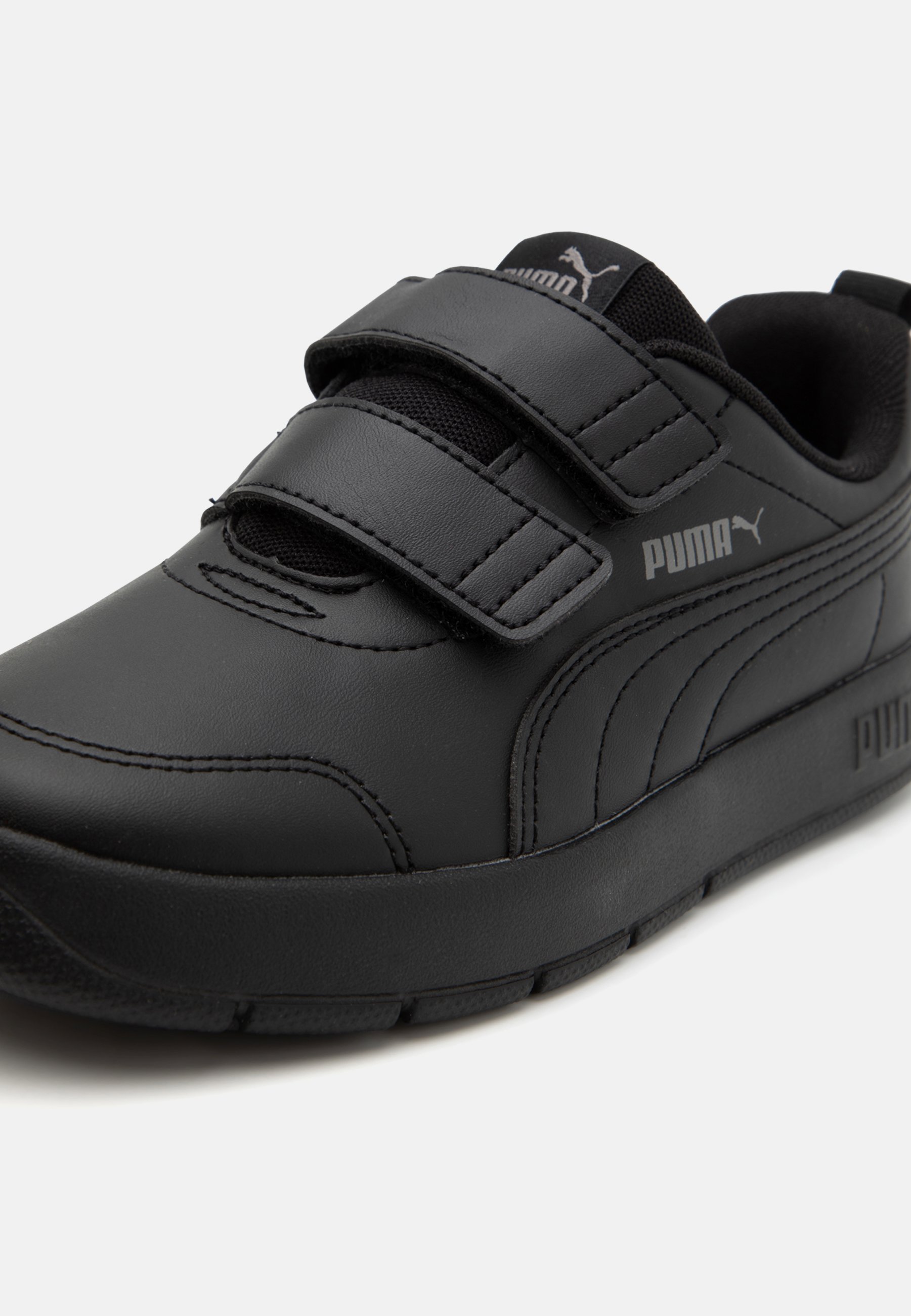 Puma COURTFLEX V3 UNISEX - Hardloopschoenen voor op de weg - zwart/gietijzer