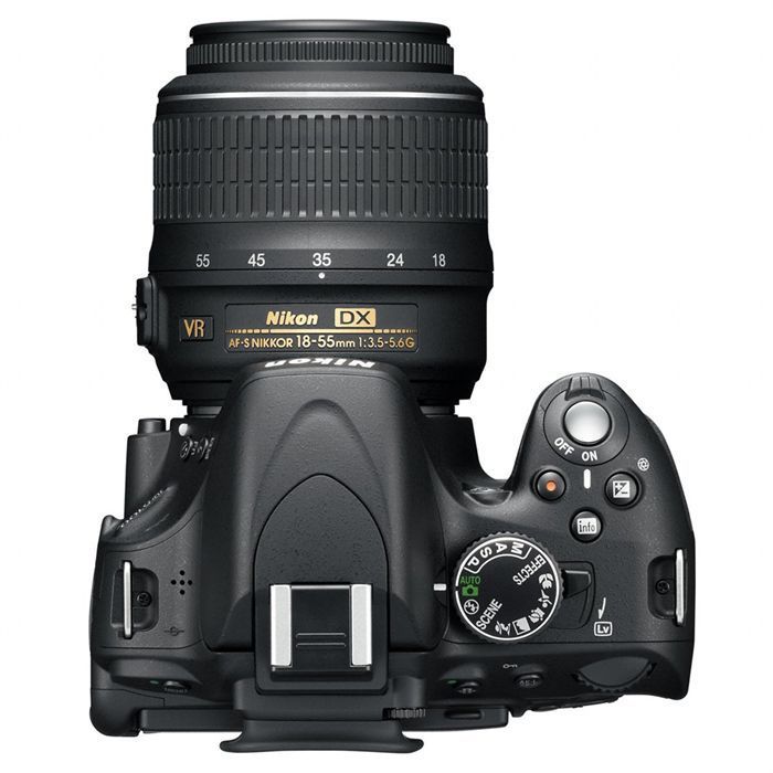 Nikon D5100 DSLR + 18-55mm objektiv