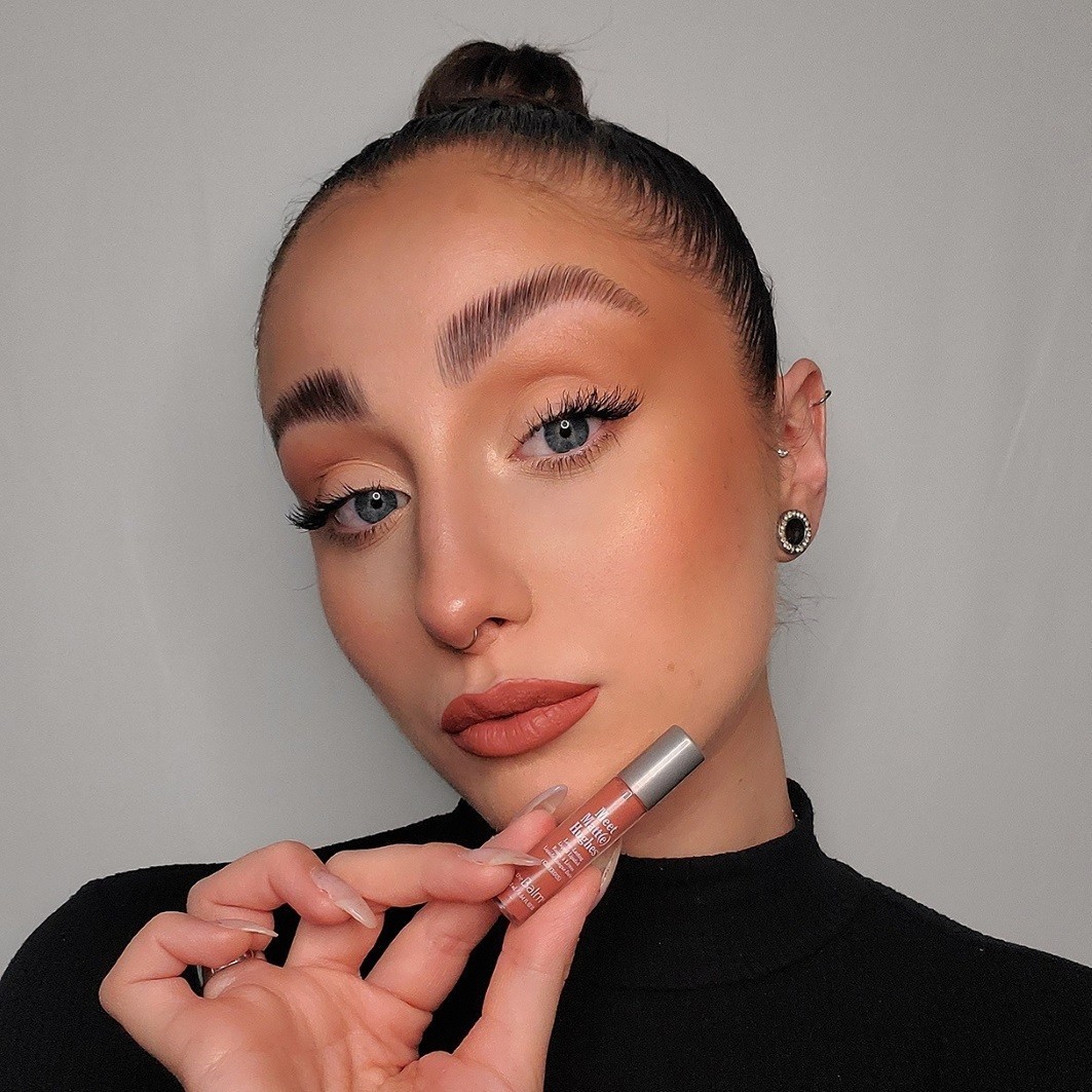 Šminka theBalm Meet Matt(e) Hughes – 7,4 ml