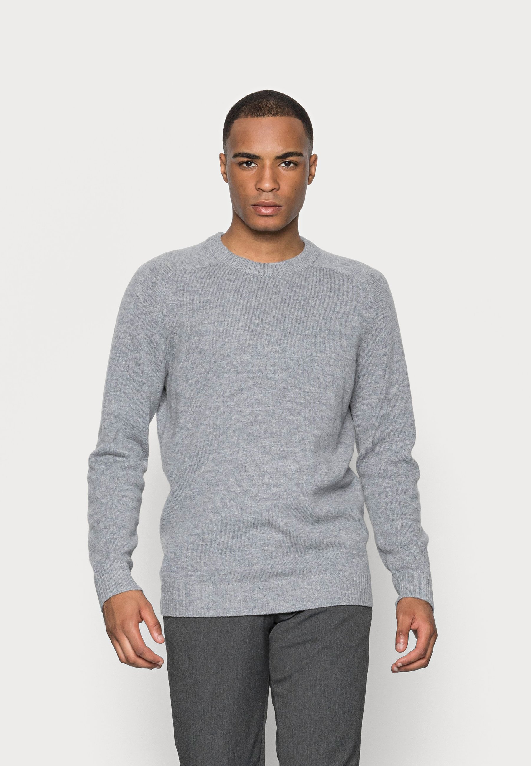 Selected Homme SLHNEWCOBAN Rundhalspullover - mittelgrau meliert