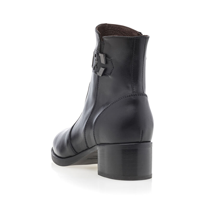 Botas negras de mujer / Botines