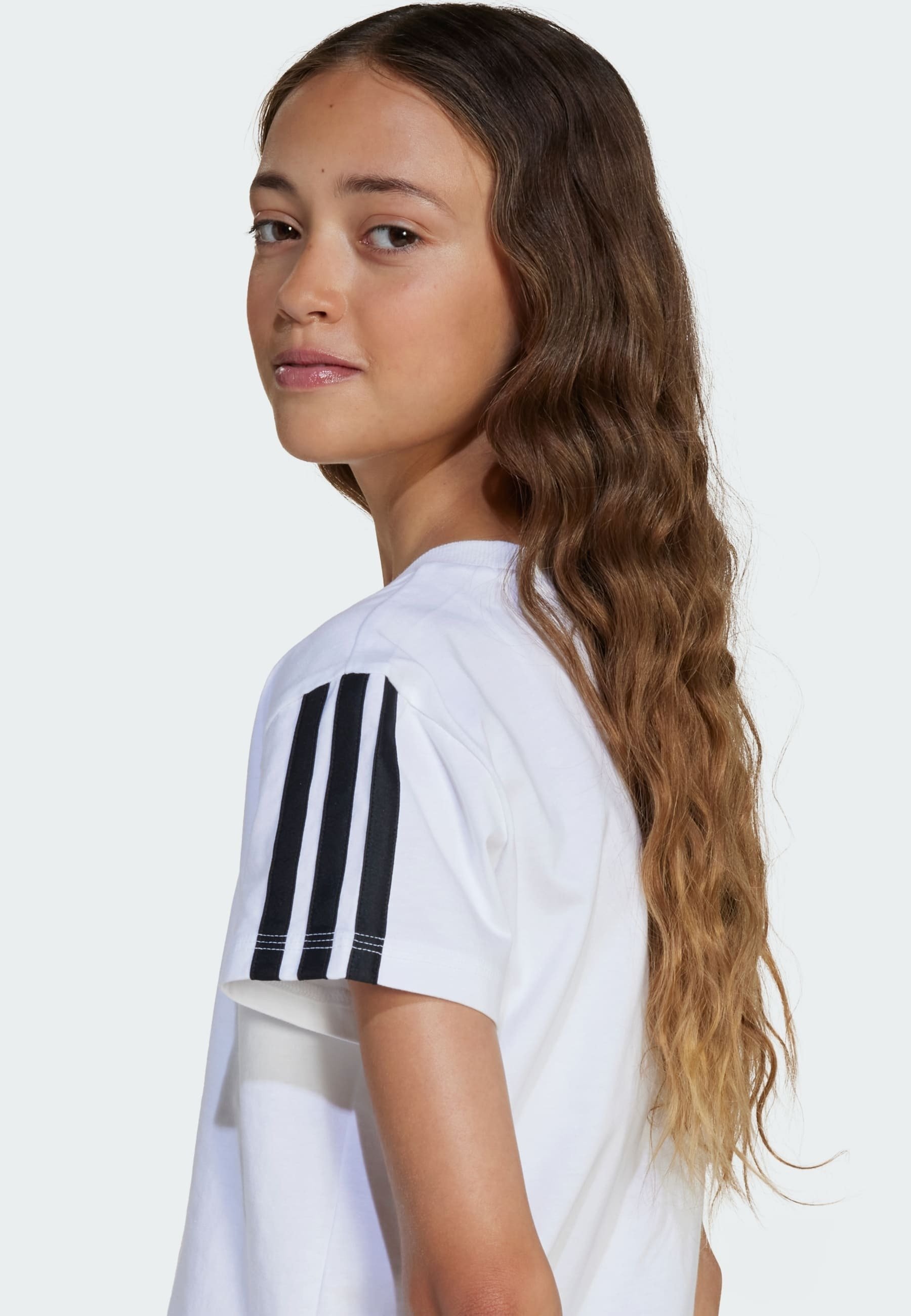 adidas Sportswear ESSENTIALS T-shirt - T-shirt met print - wit zwart