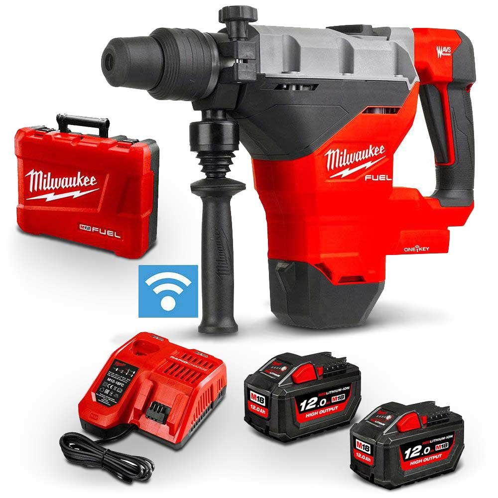 Kit de Furadeira de Impacto SDS Max MILWAUKEE FUEL™ 18V com 2 Baterias de 12,0 Ah e Encaixe de 44 mm (M18FHM-122C)