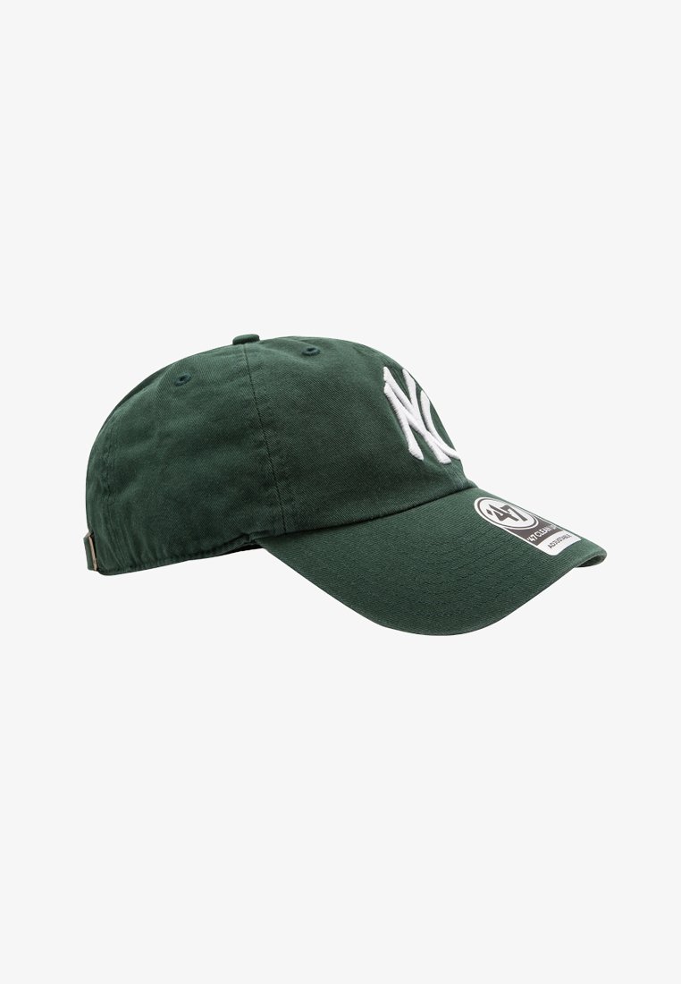 '47 Caps