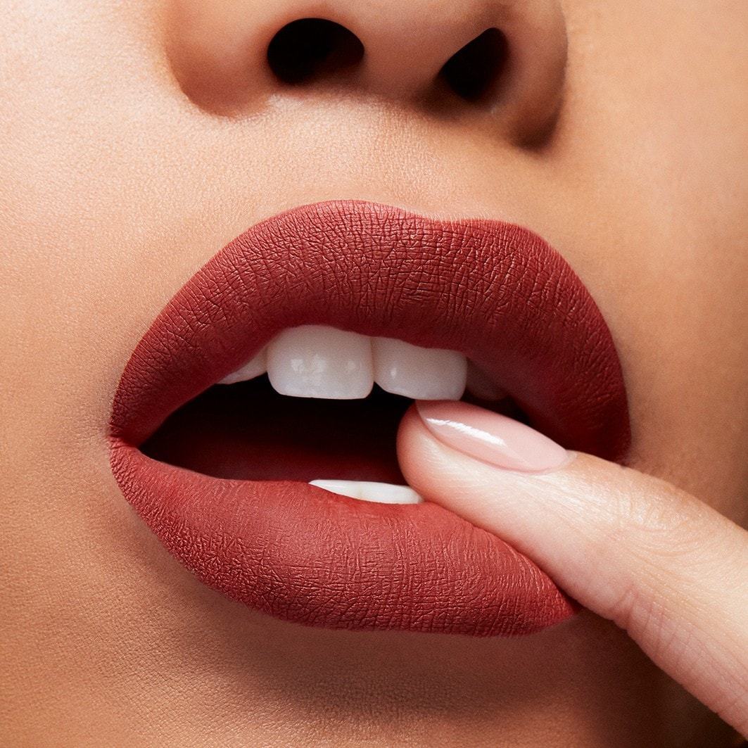 MAC Lipstick Locked Kiss Ink™ tečni ruž za usne – 5 ml