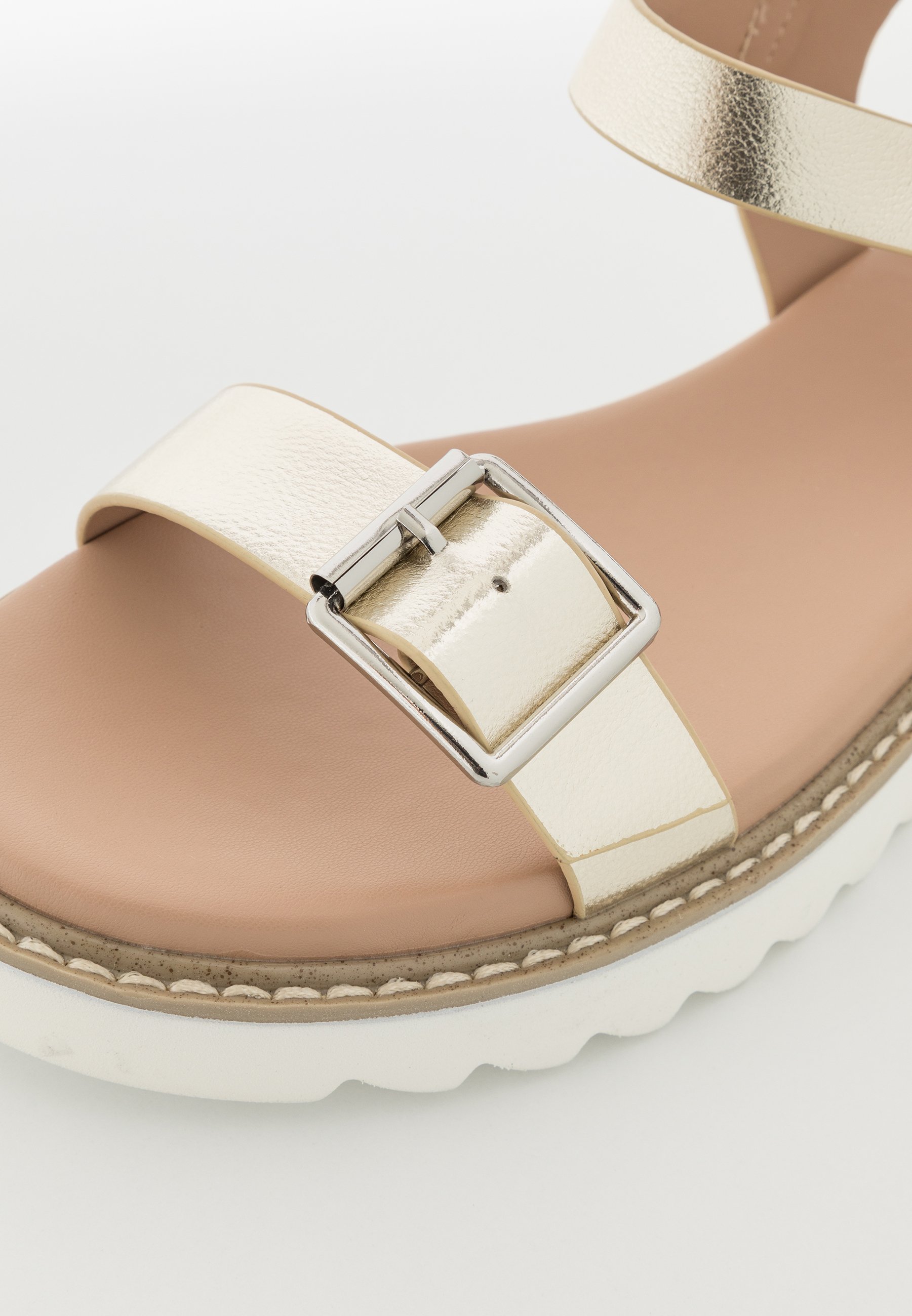 ONLY SHOES ONLMALU CHUNKY - Platform sandalen - goud