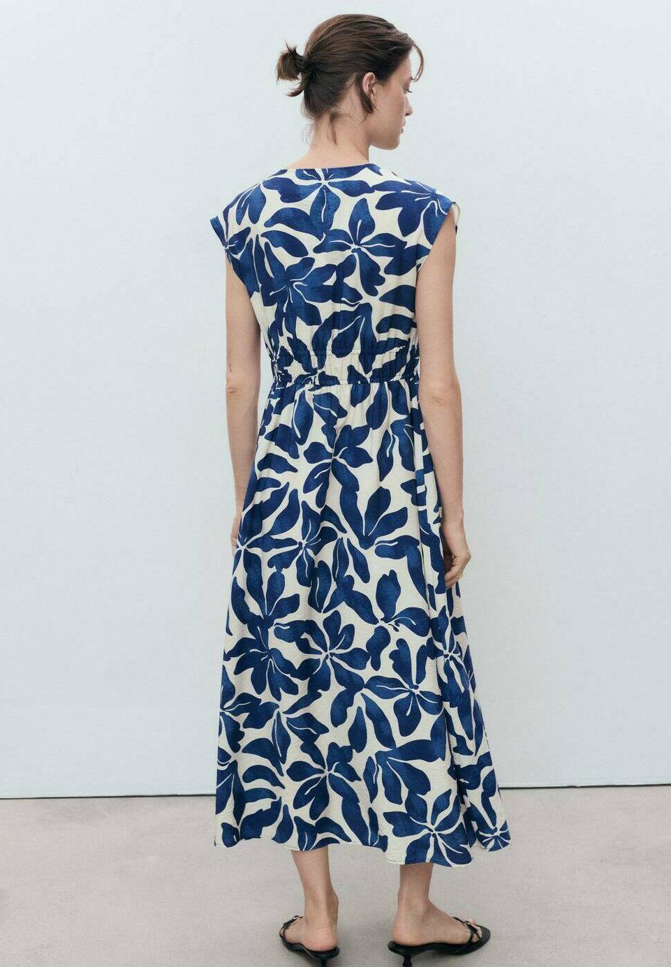 MANGO PRINTED - Denní šaty - black