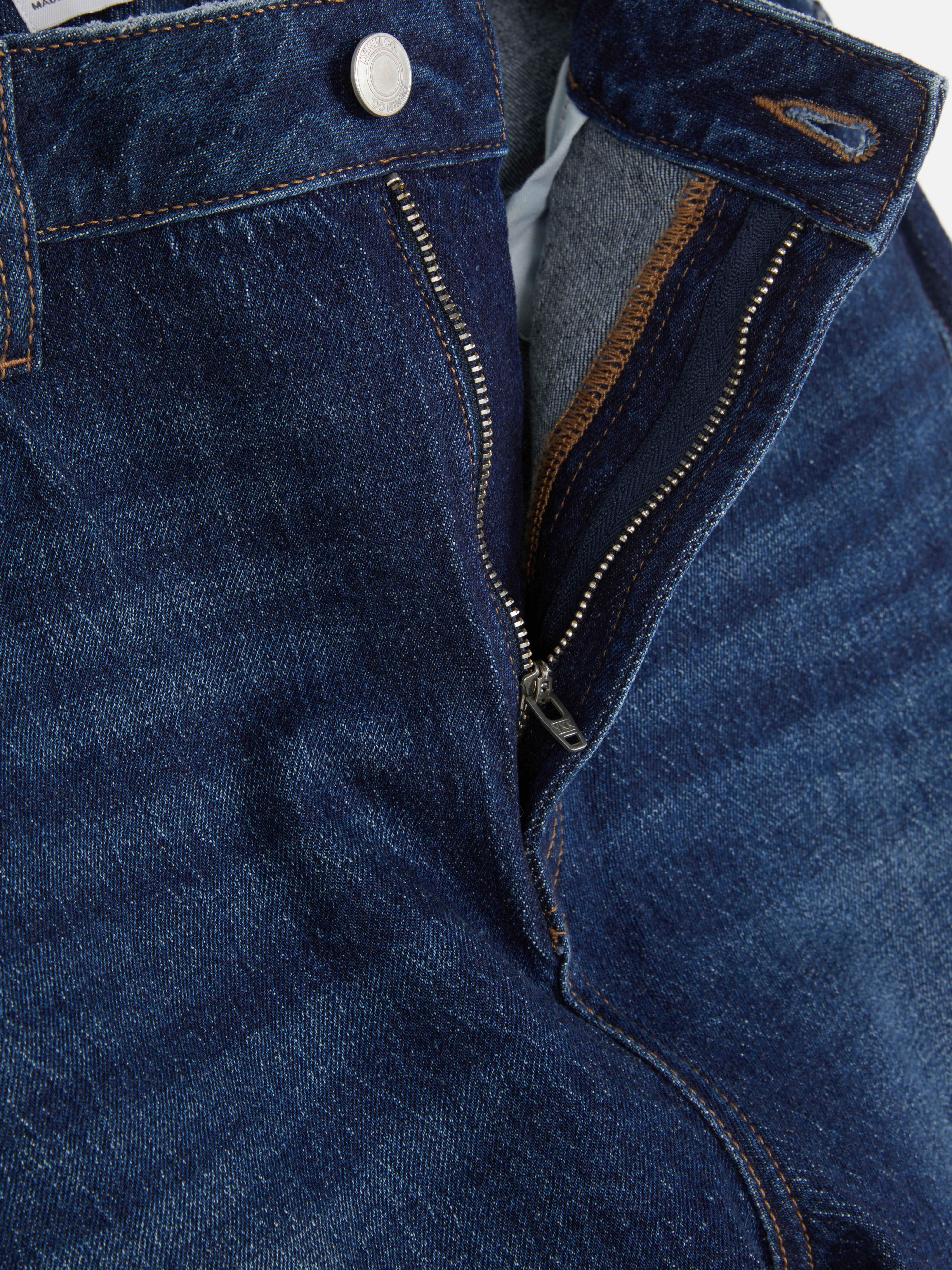 Schmal geschnittene Jeans mit geradem Bein – Entdecken Sie Ihre neue Lieblingsjeans aus Baumwolle