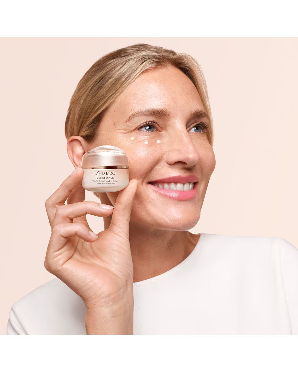 SHISEIDO BENEFIANCE KREMA ZA GLEJENJE GUB ZA OČI