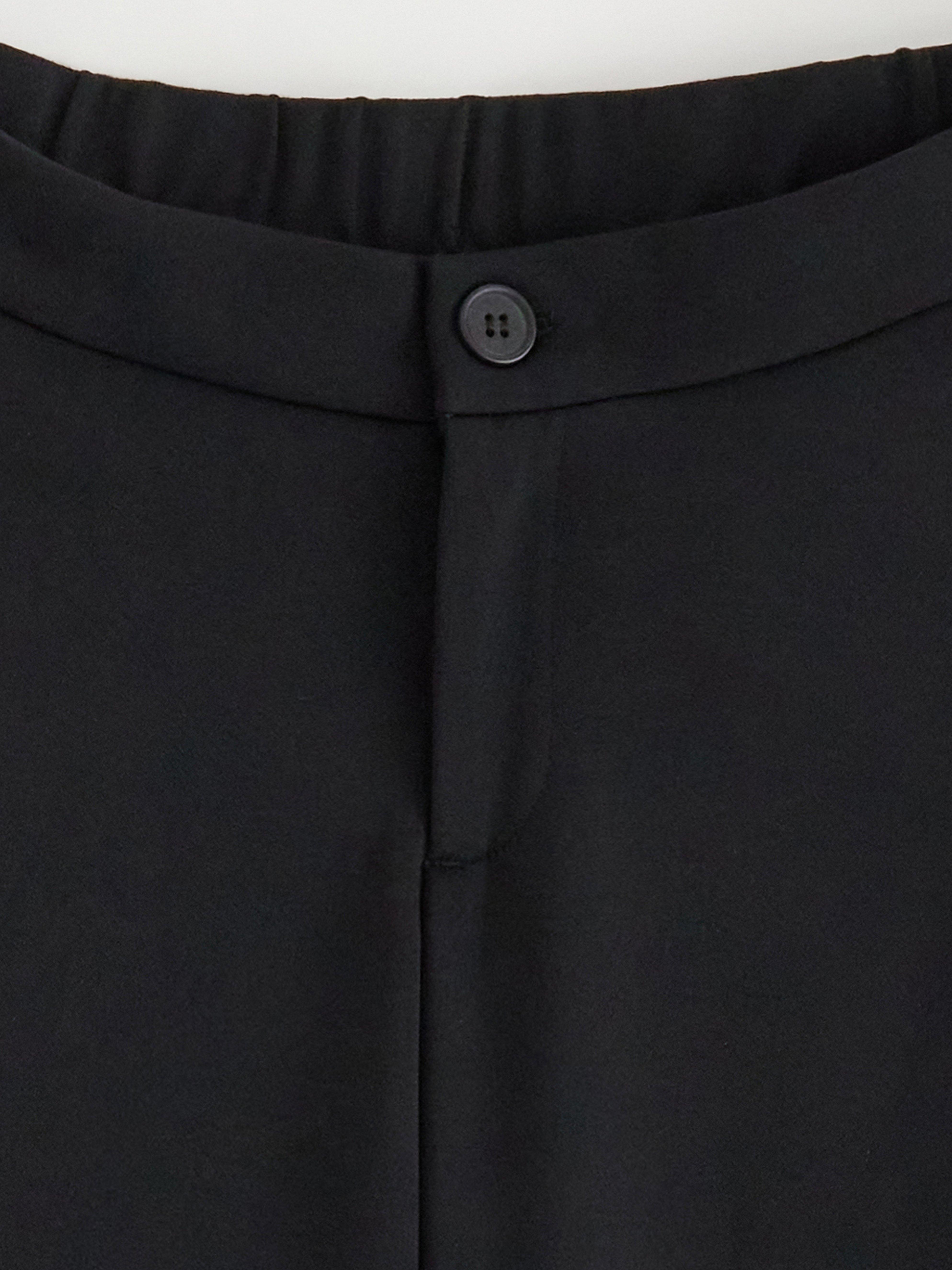 MOM vida byxor Black