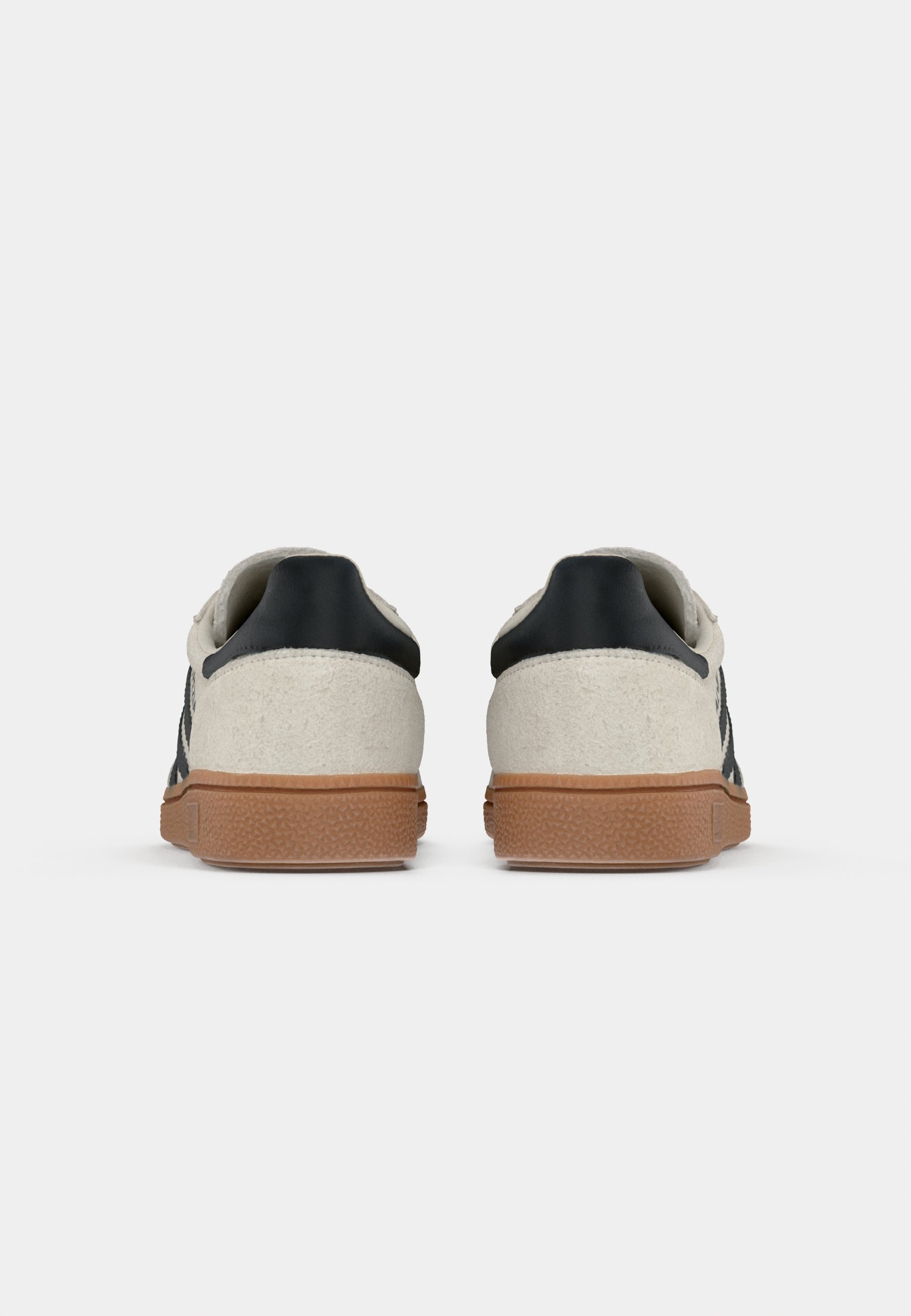 adidas Originals alacsony szárú edzőcipők