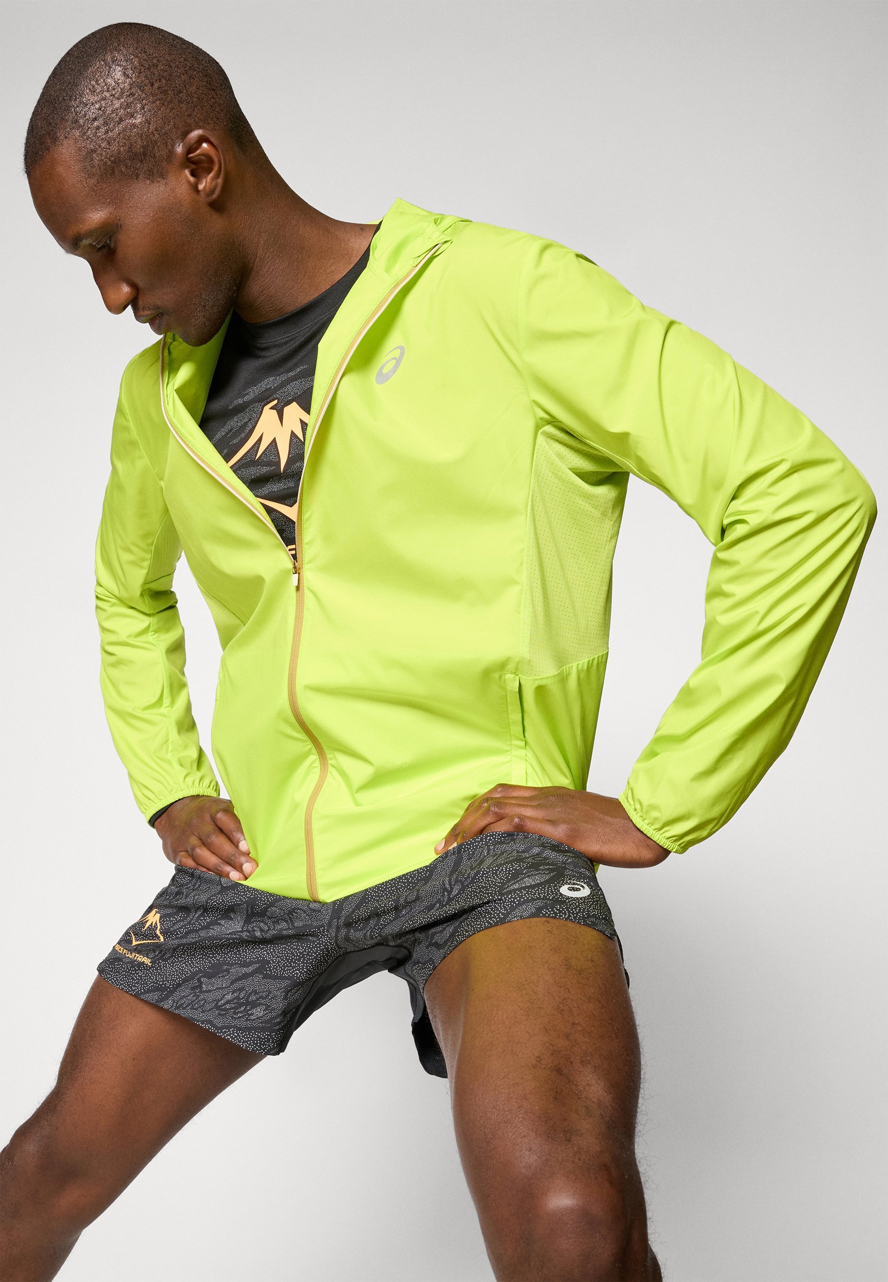 ASICS CORE JACKET - Vetrovka - neónovo limetková
