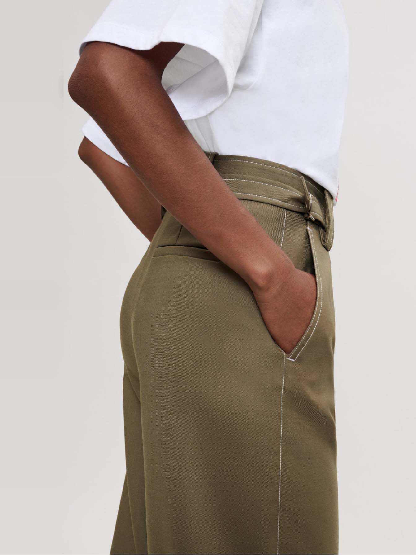 Pantaloni de costum cu talie înaltă - Kaki