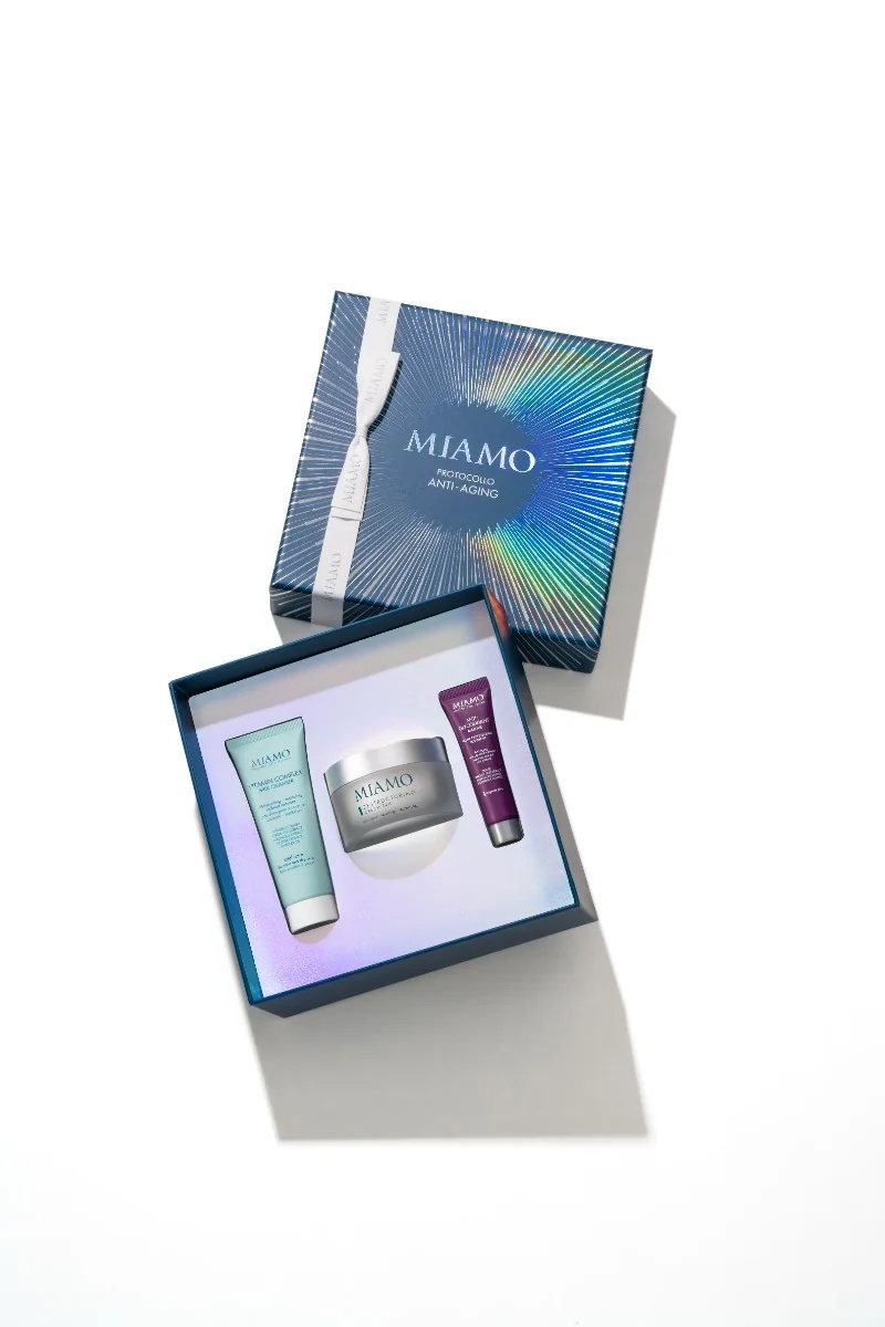 MIAMO Miamo Kerstset 2024 - Herstructurerende 24-uurs Crème Wereldwijd Anti-verouderingsprotocol