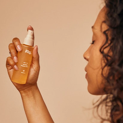 Samotamnjujuća hidrirajuća maglica za lice za postupno tamnjenje 100 ml - Sunny Stories