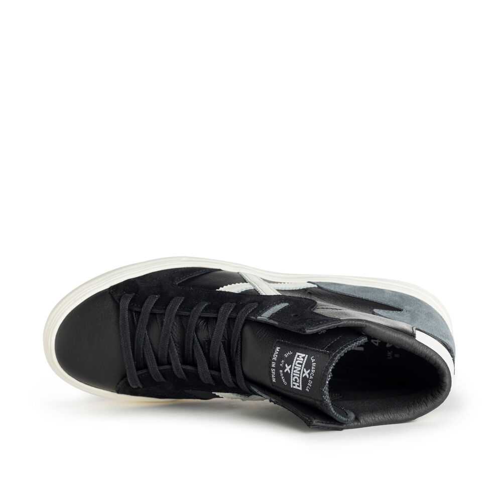 Zapatillas Munich Moebius 8335025 Negro