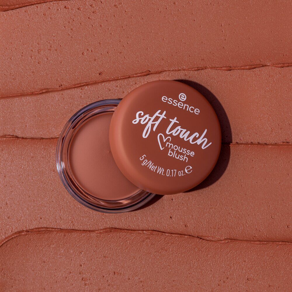 Essence Soft Touch