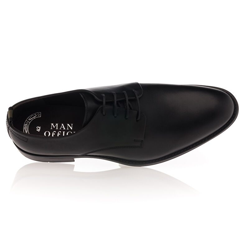 Zwarte nette herenschoenen