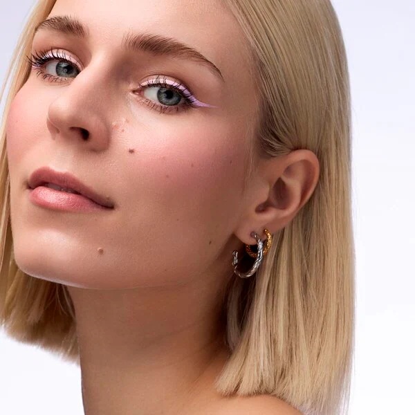 Catrice Matte Liner črtalo za oči z aktivacijo vode 8,5 g