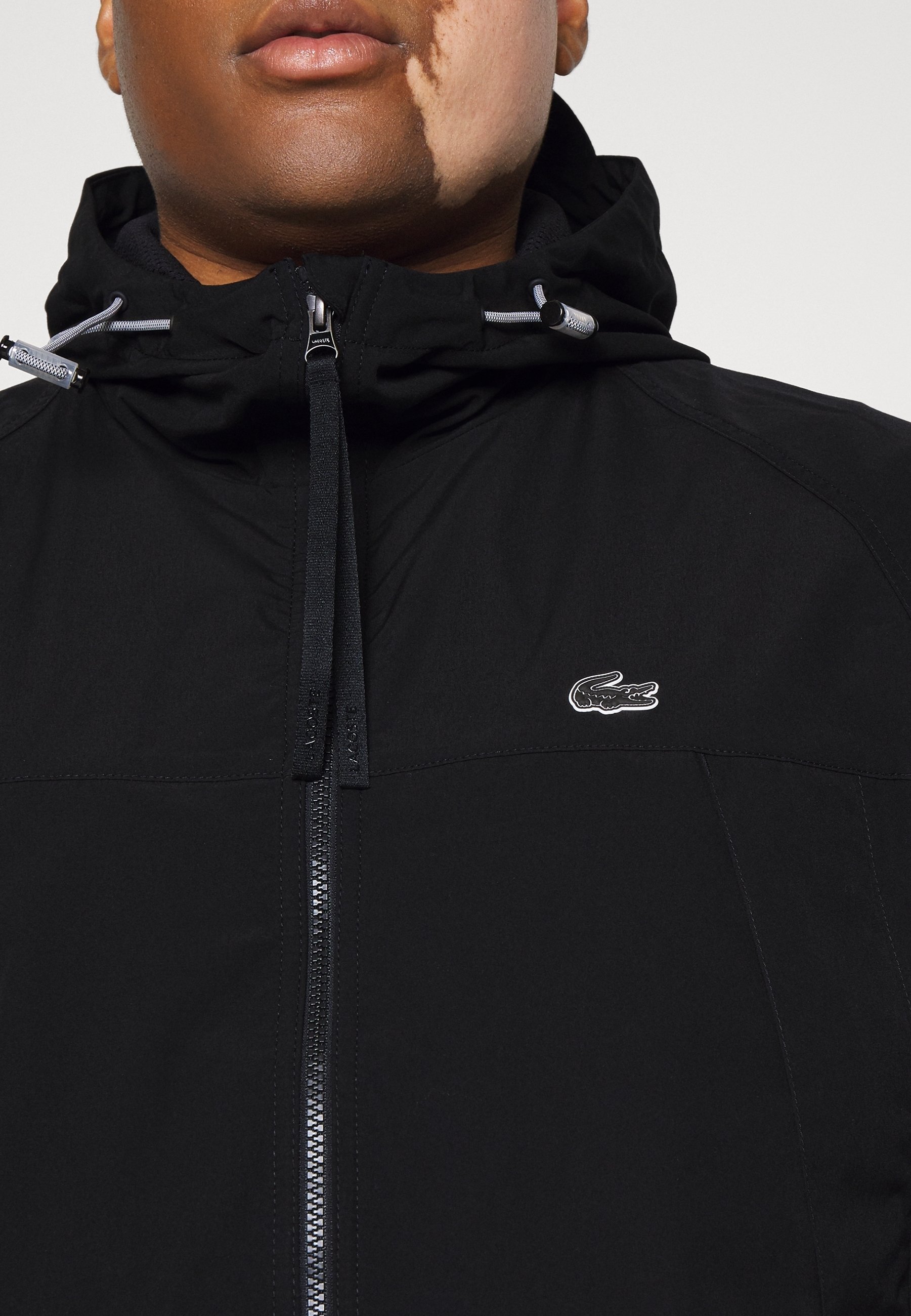 Lacoste Sommerjacke - schwarz