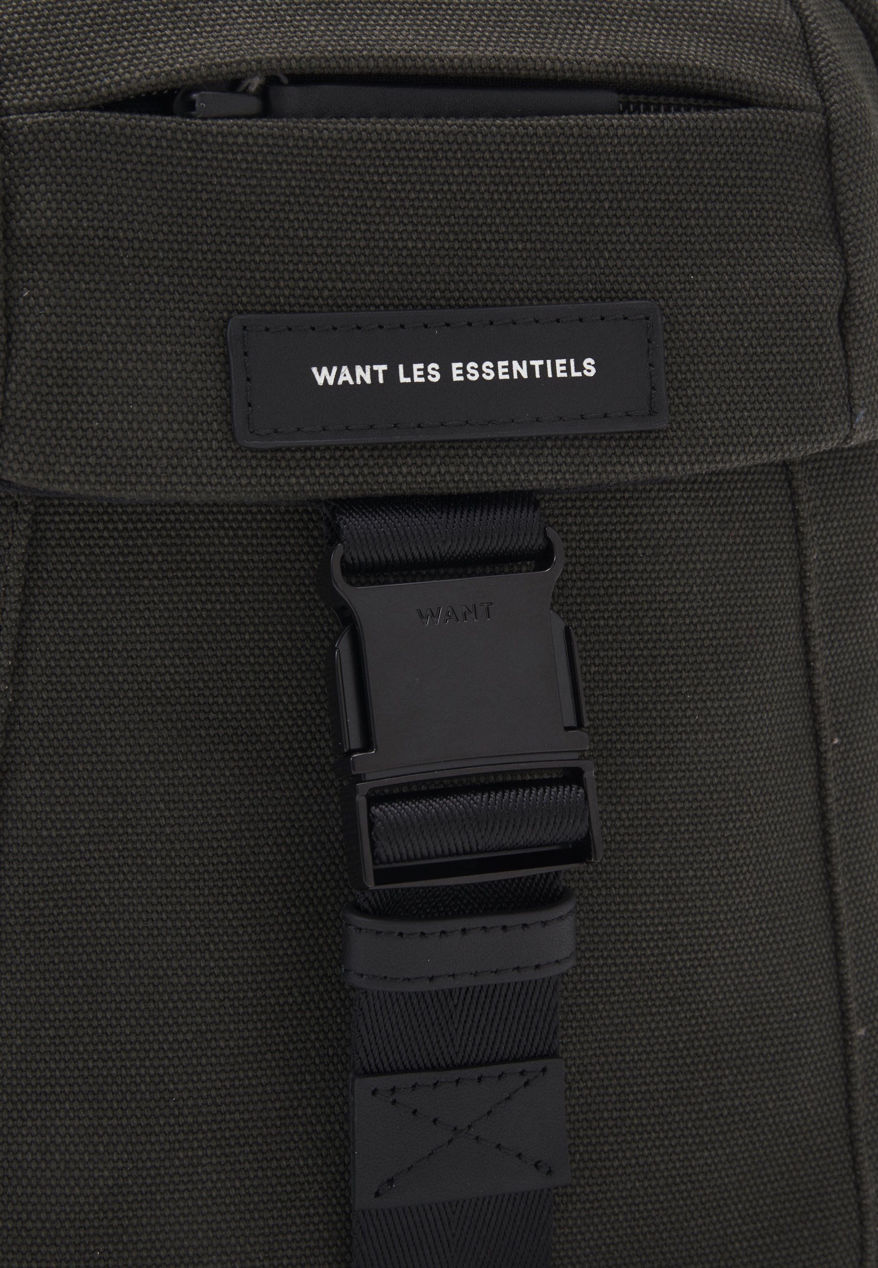 WANT Les Essentiels BRANTFORD CROSSBODY UNISEX - Crossbodytas - groen
