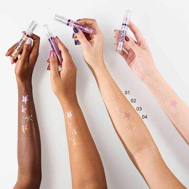 Multireflexní lesk na rty Essence Meta Glow 3 ml 3 ml