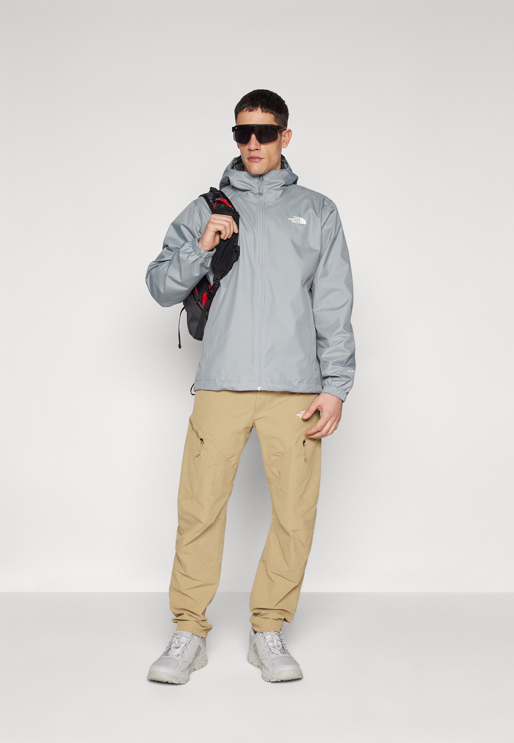 The North Face QUEST JACKET - Waterdichte jas - monumentgrijs