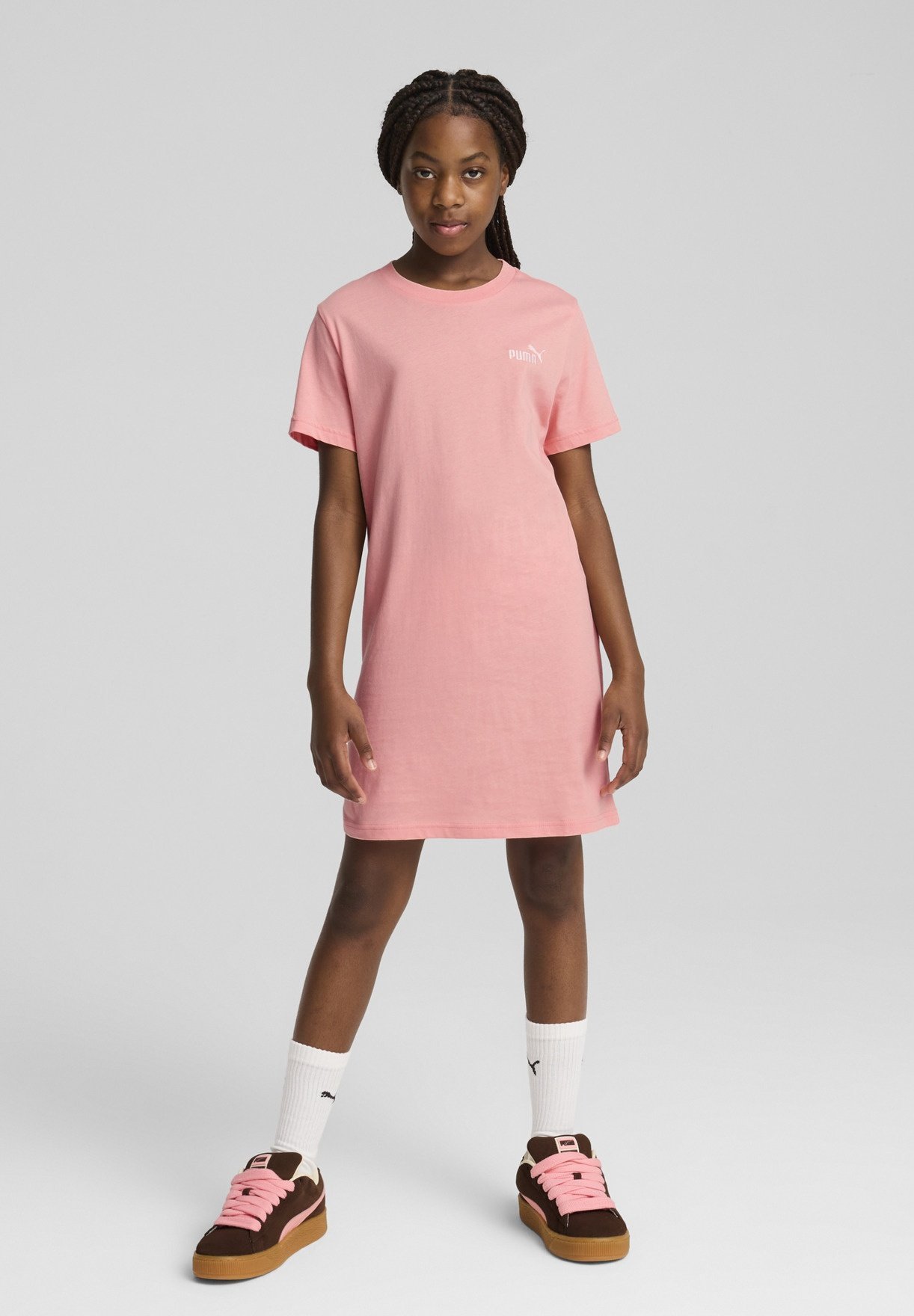Puma Kurzarm-Jerseykleid mit kleinem Logo – rosa Früchte