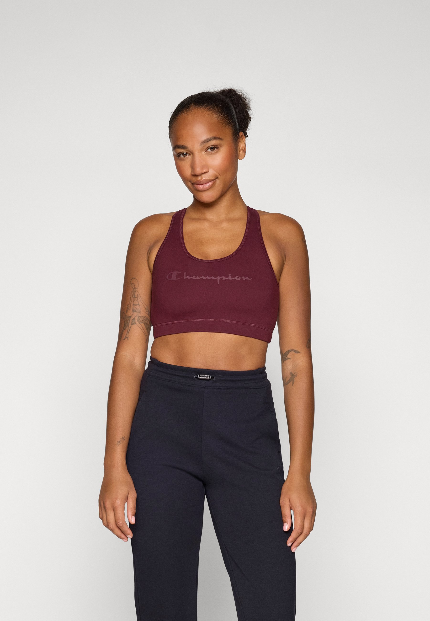 Soutien-gorge Champion Soft Touch à maintien léger avec grand logo - Bordeaux