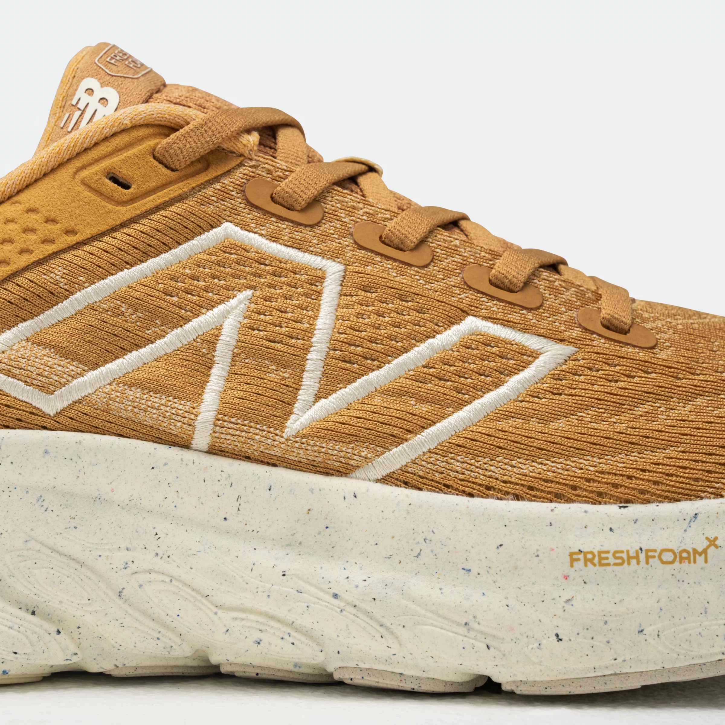 Fresh Foam X 1080 v13 Dolce con sea salt e angora