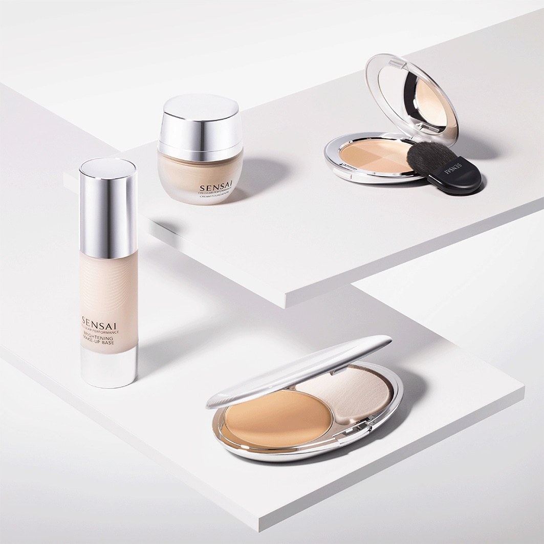 SENSAI puder Cellular Performance popoln zaključek SPF 15 - 11 g