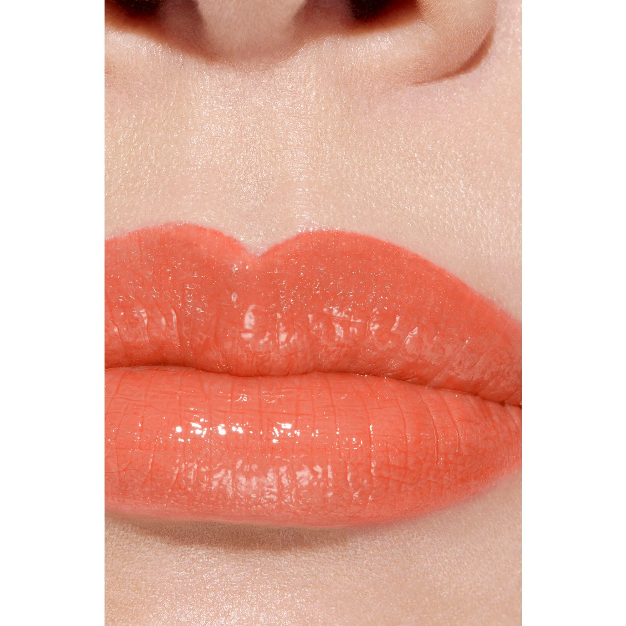 ROUGE COCO BAUME - BRILLANTE - BALSAMO IDRATANTE COLORATO SUBLIMATORE, INTENSITÀ SU MISURA