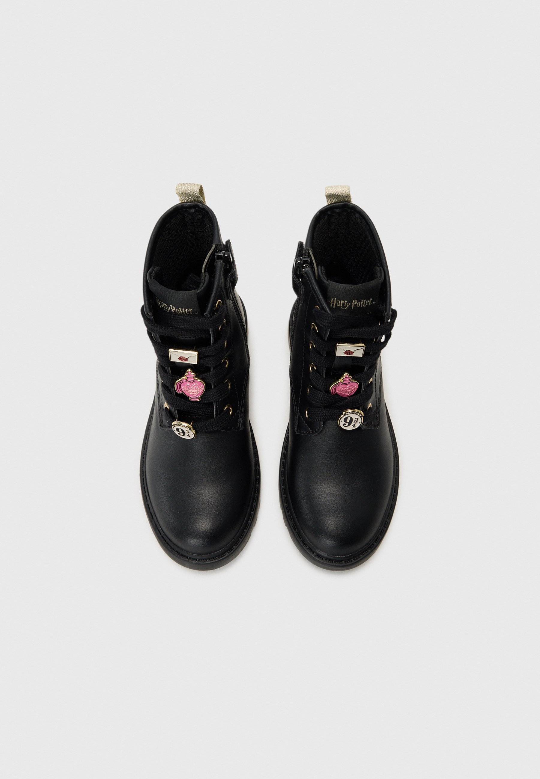 Geox CASEY - Veterschoenen - zwart
