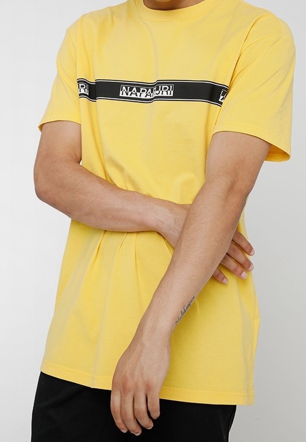 Napapijri print T-shirt - geel