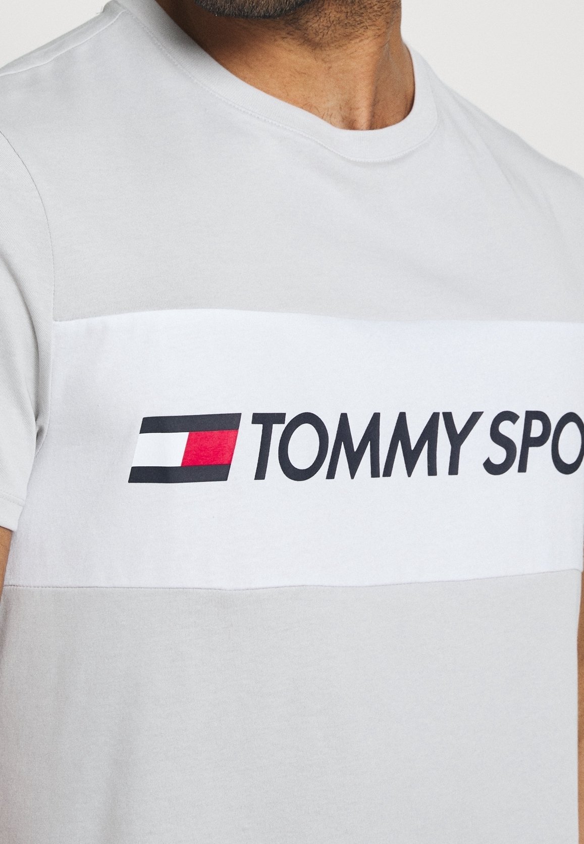 Tommy Hilfiger T-shirt met print - grijs