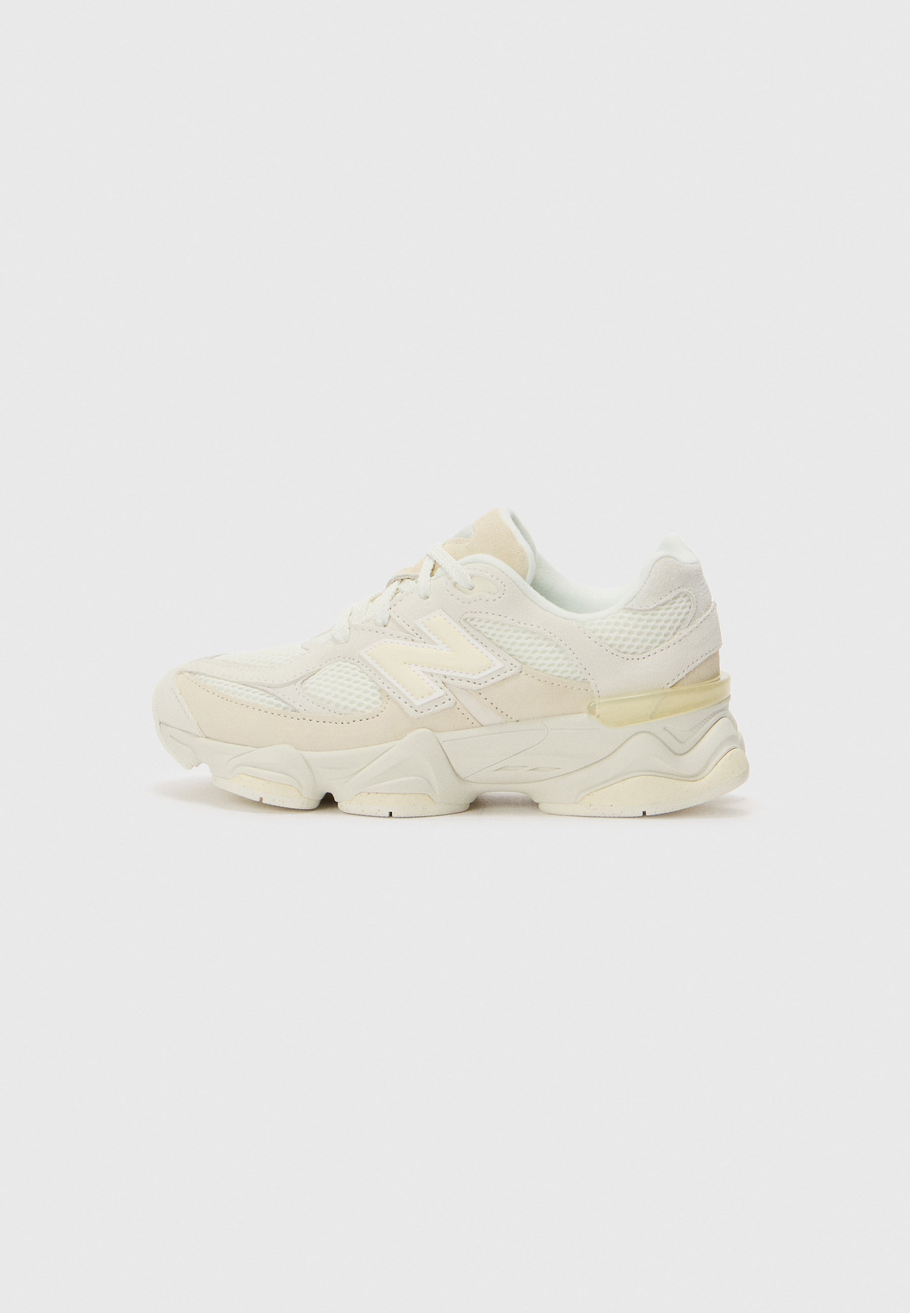 New Balance 9060 - Tênis - angorá