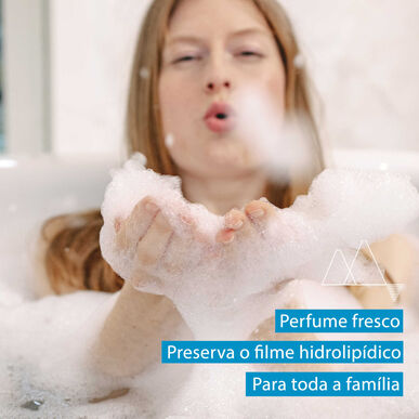 Uriage kosteuttava ihopuhdistusgeeli 500 ml 500 ml