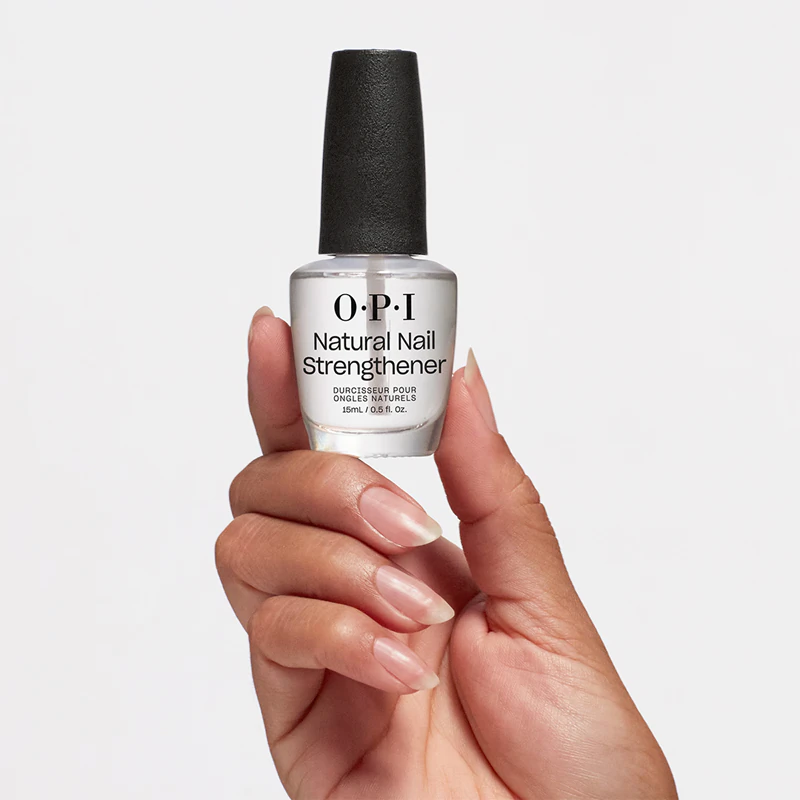 Base fortalecedora de unhas OPI Natural Nail Strengthener com efeito fortalecedor
